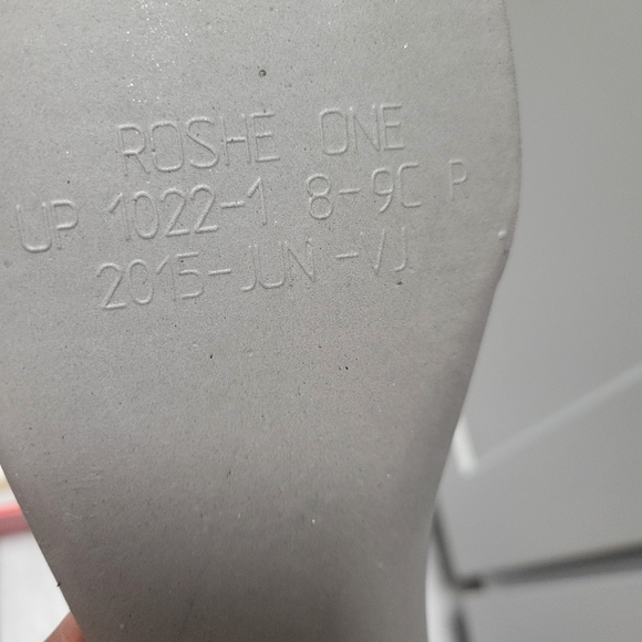 Women's Nike Roshe One PRM Burgundy Size 8.5 - Picture 7 of 13